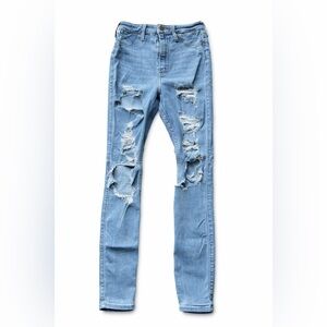 Hollister Curvy Ultra High-Rise Jeans Size 3S 26x26 Blue Distressed Skinny